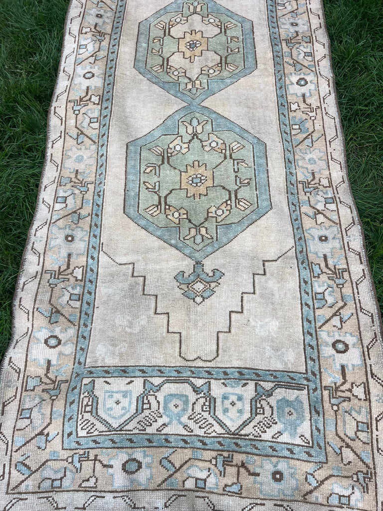 Baker, 39" x 10.1